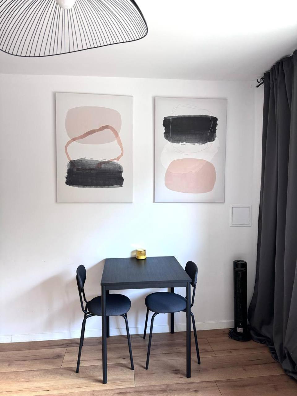 Quiet Apartment Near The Park, Metro, Centre, Wi-Fi - By Hik Apartments ワルシャワ エクステリア 写真