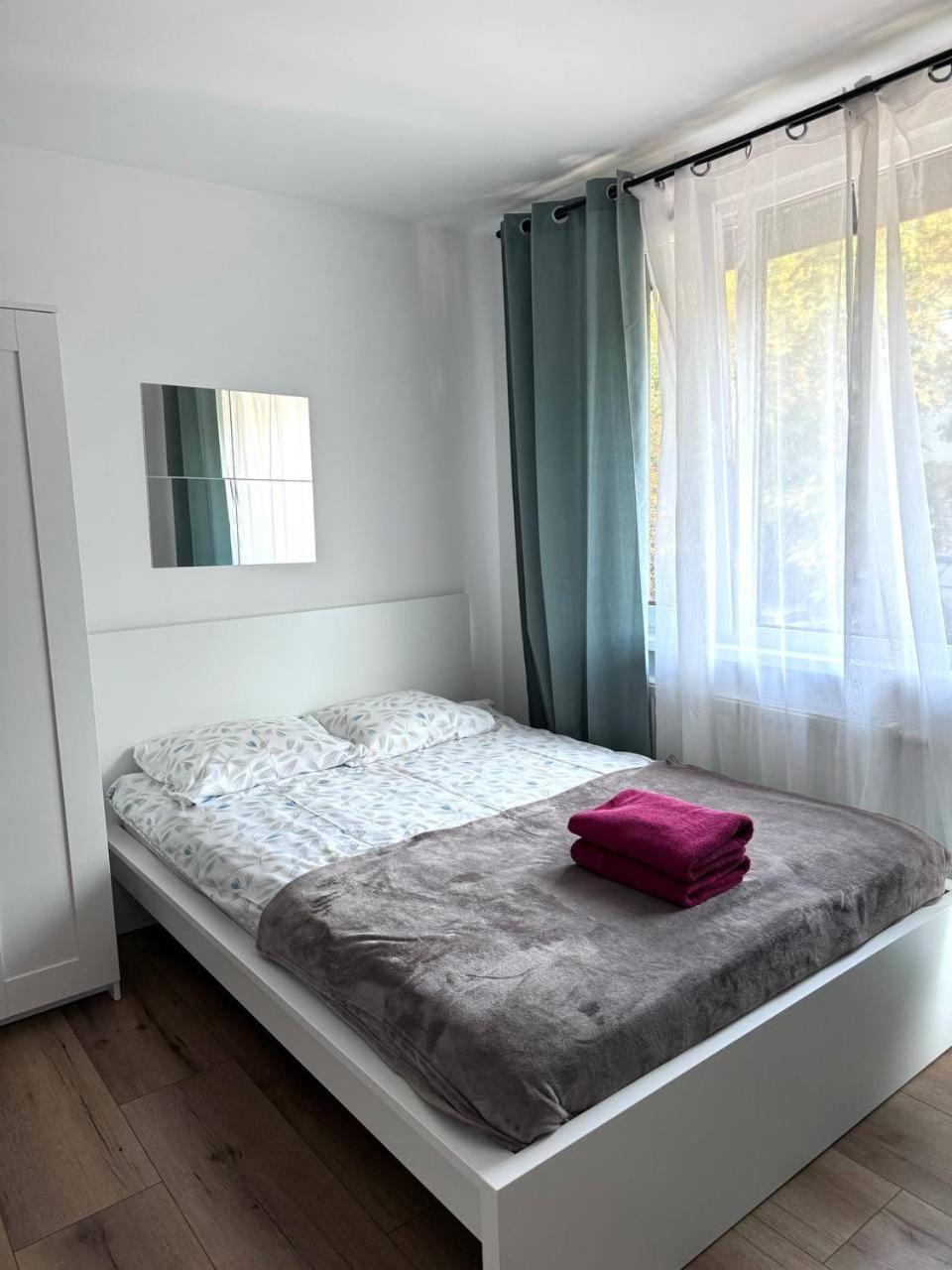 Quiet Apartment Near The Park, Metro, Centre, Wi-Fi - By Hik Apartments ワルシャワ エクステリア 写真