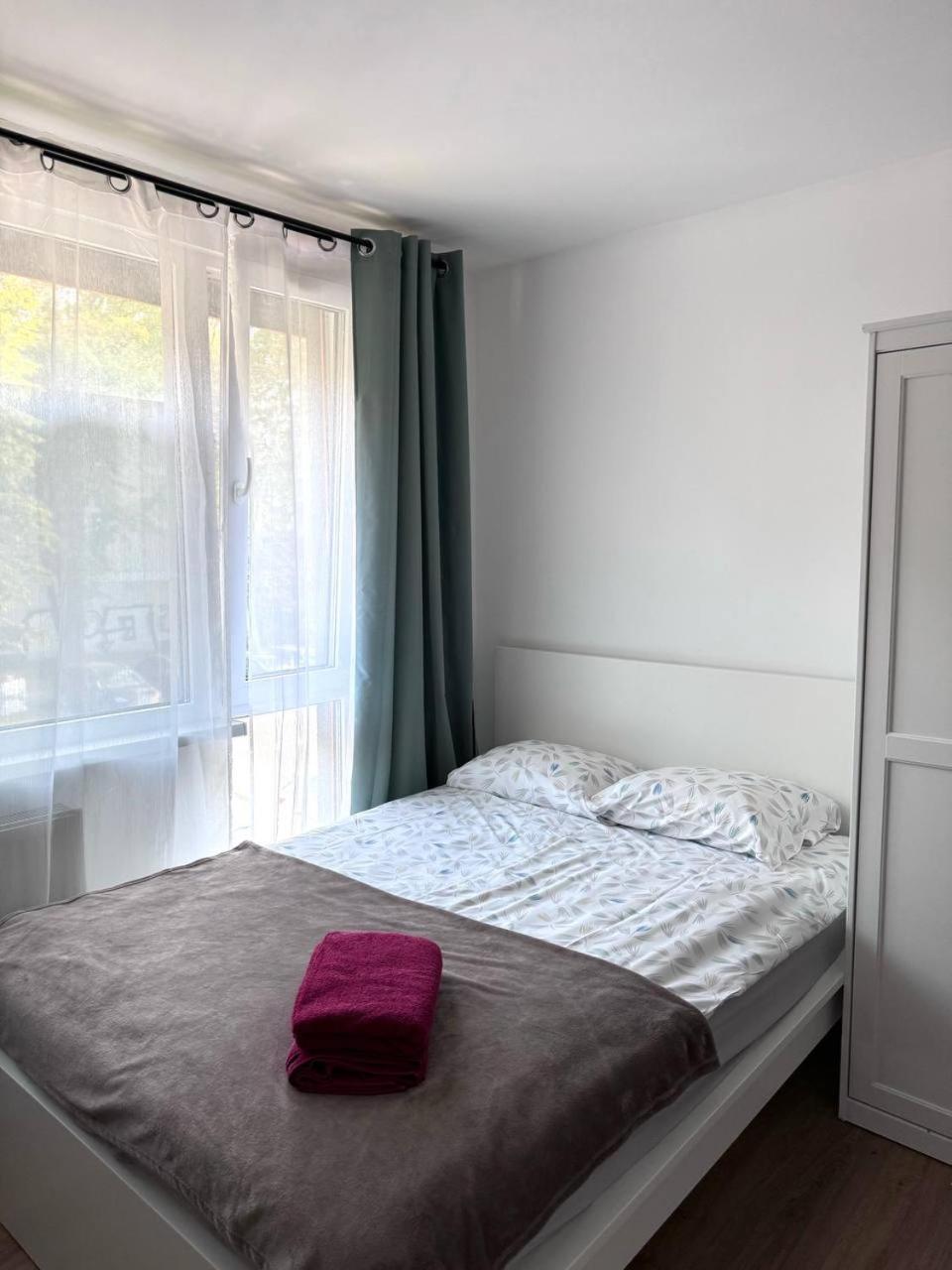 Quiet Apartment Near The Park, Metro, Centre, Wi-Fi - By Hik Apartments ワルシャワ エクステリア 写真